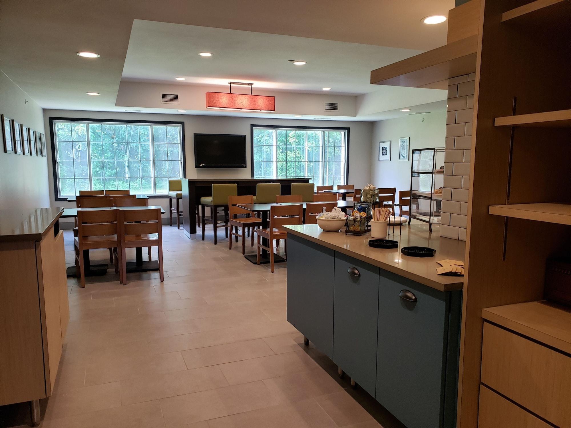 Country Inn & Suites By Radisson, Detroit Lakes, Mn Eksteriør bilde